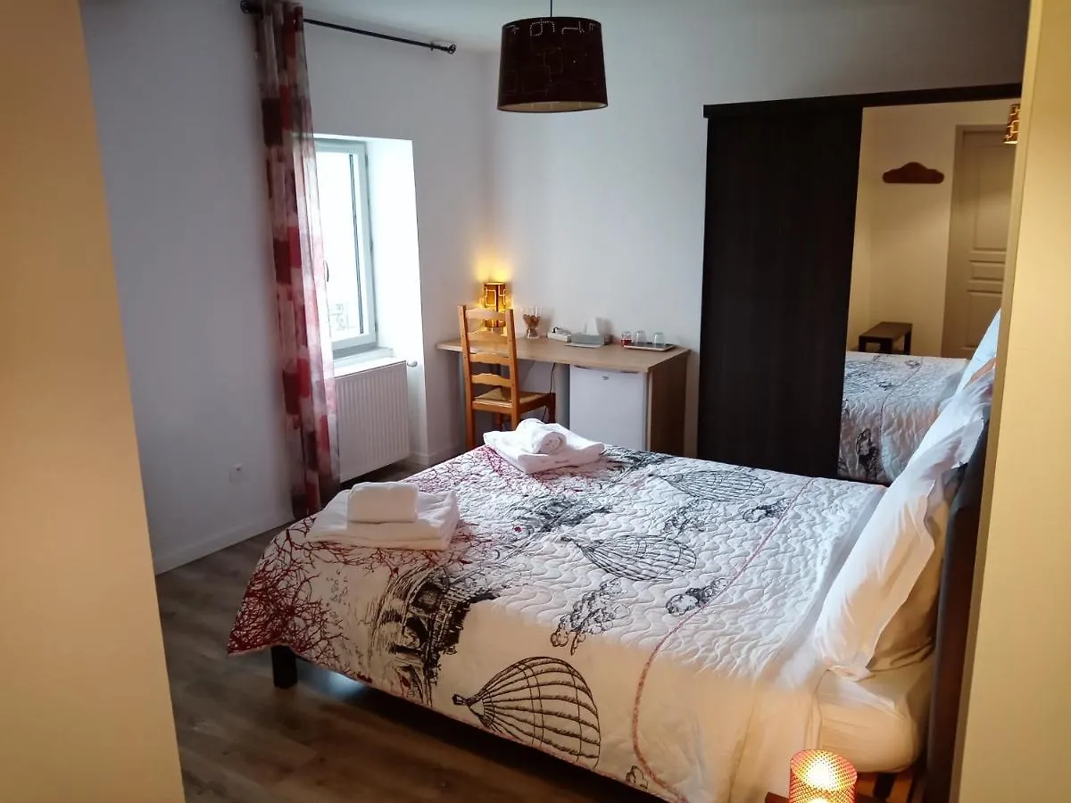 *** Maison d'hôtes Hotel A deux pas du Rheby à Villebois France