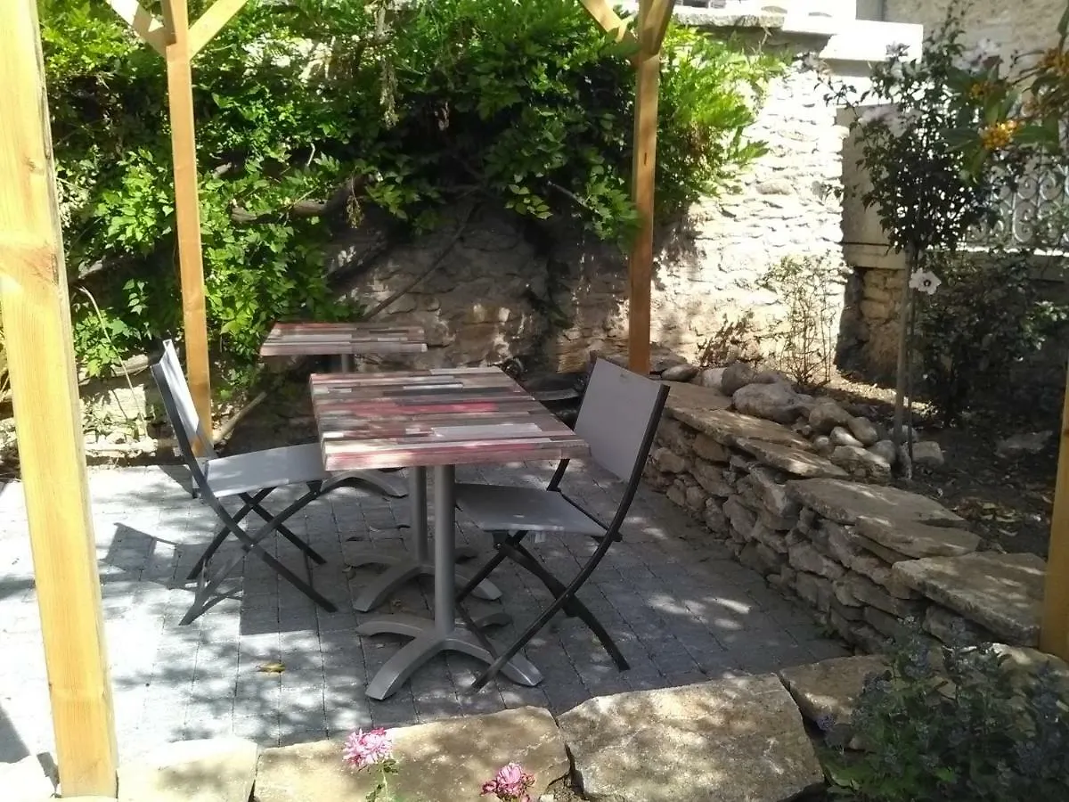 Hotel A deux pas du Rheby à Villebois France